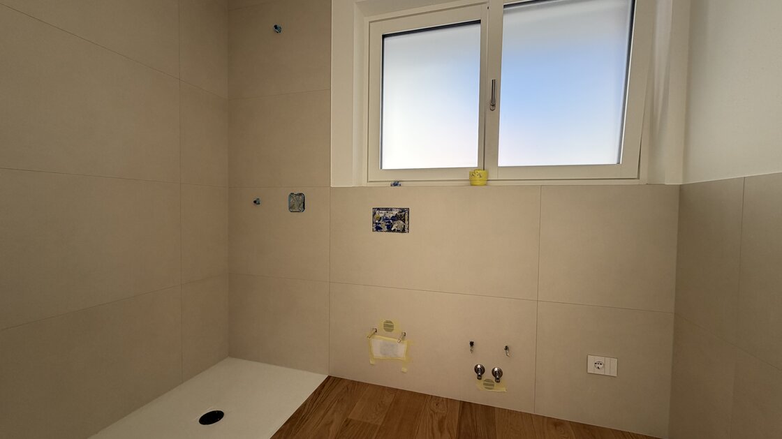 W14 - Nuovo, bellissimo trilocale con ampia terrazza