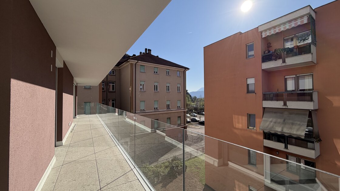 W14 - Nuovo, bellissimo trilocale con ampia terrazza