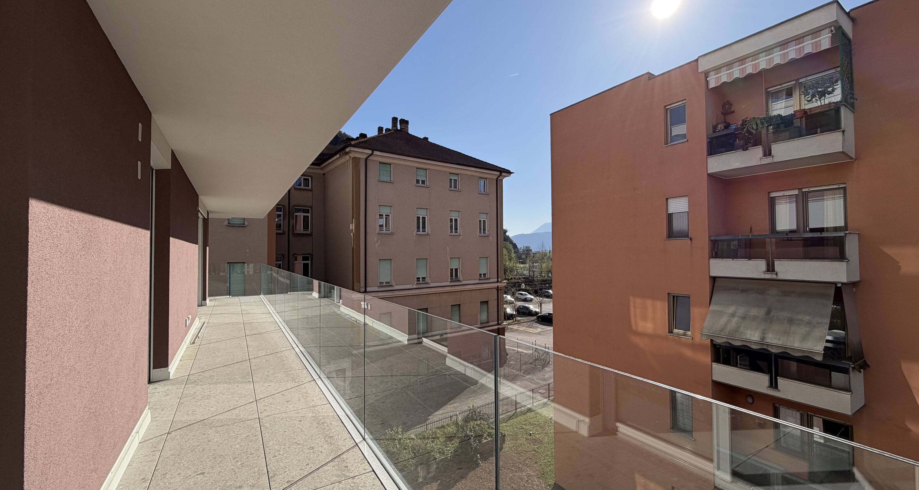 W14 - Nuovo, bellissimo trilocale con ampia terrazza