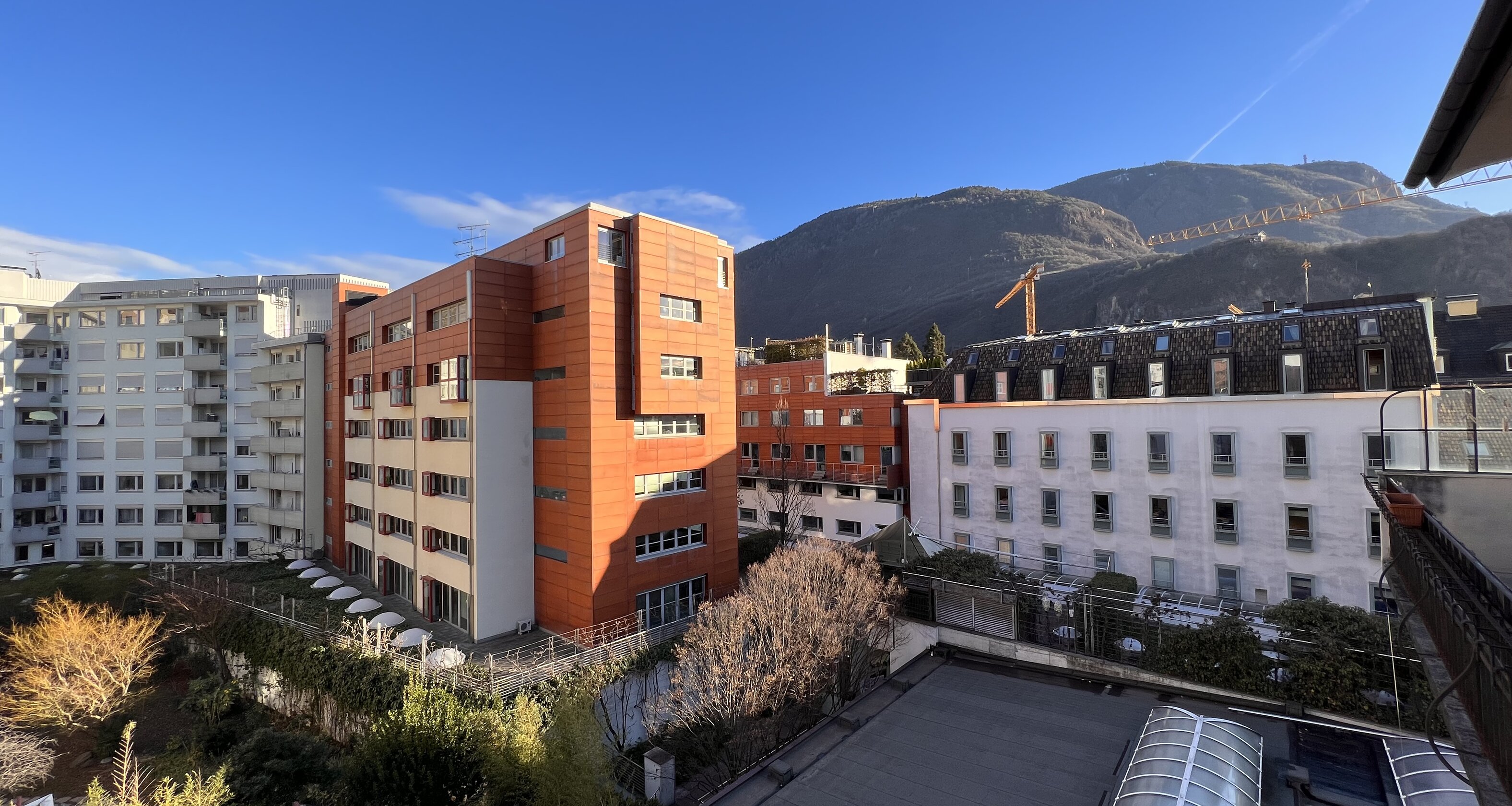Rented, spacious city apartment with terrace in a prime location