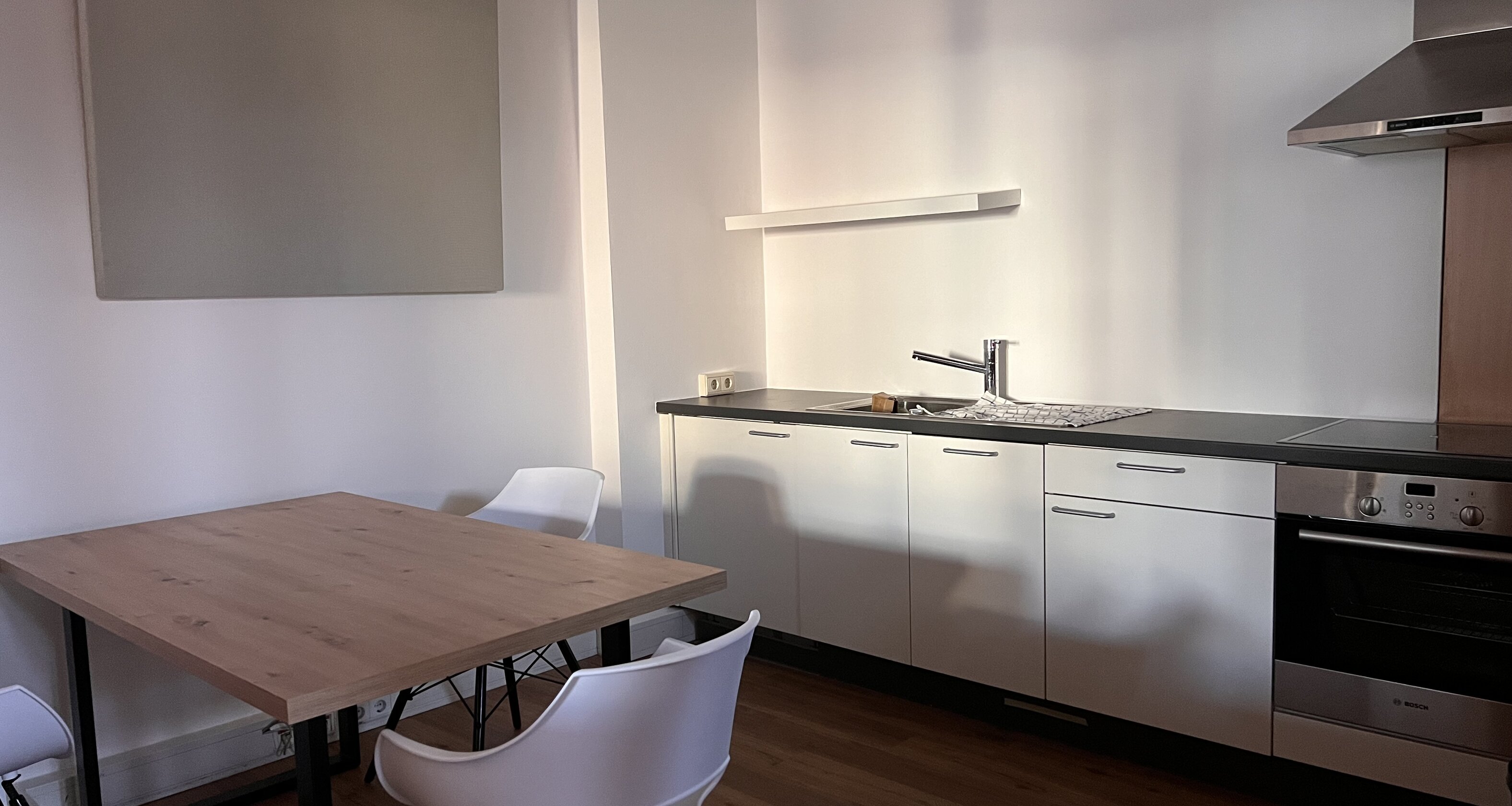 Rented, spacious city apartment with terrace in a prime location