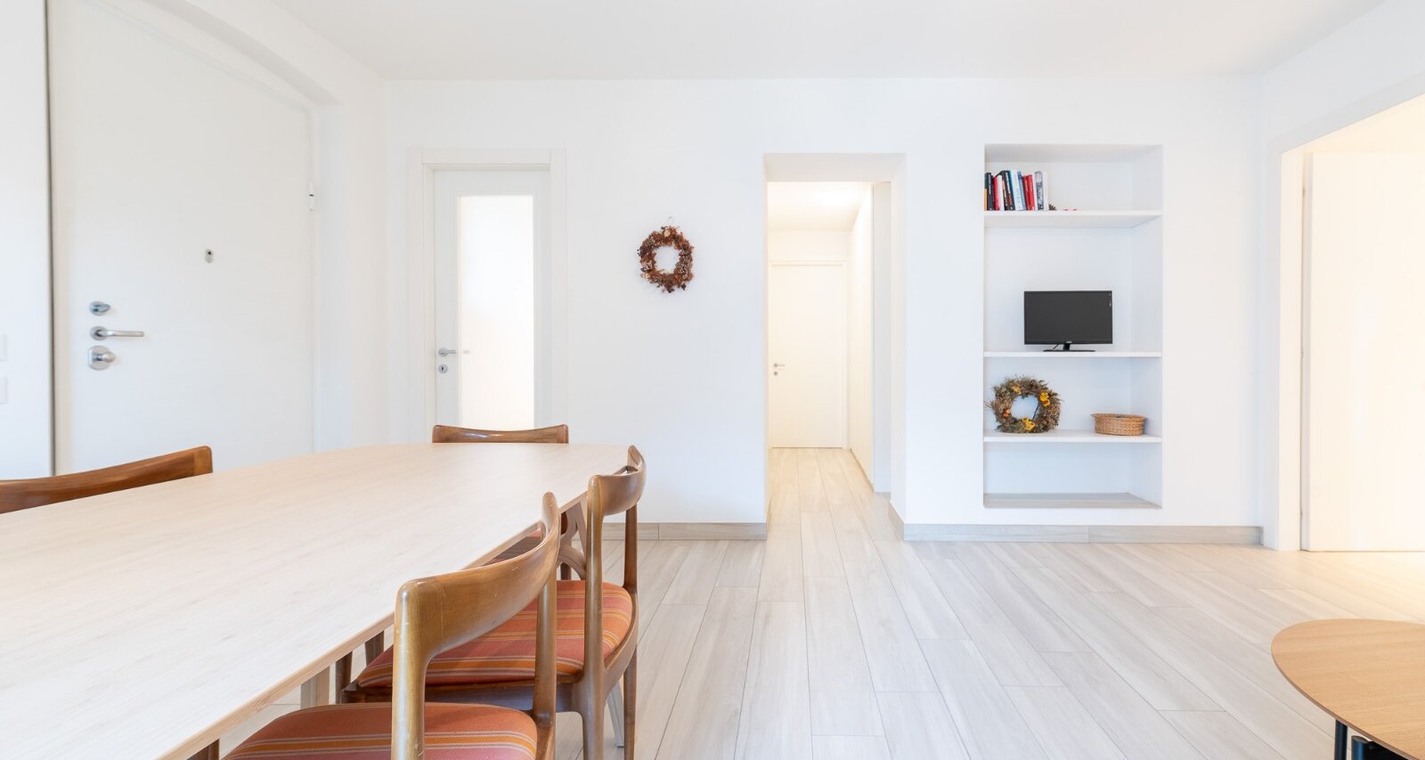 Neu renovierte Dreizimmerwohnung in ruhiger Lage