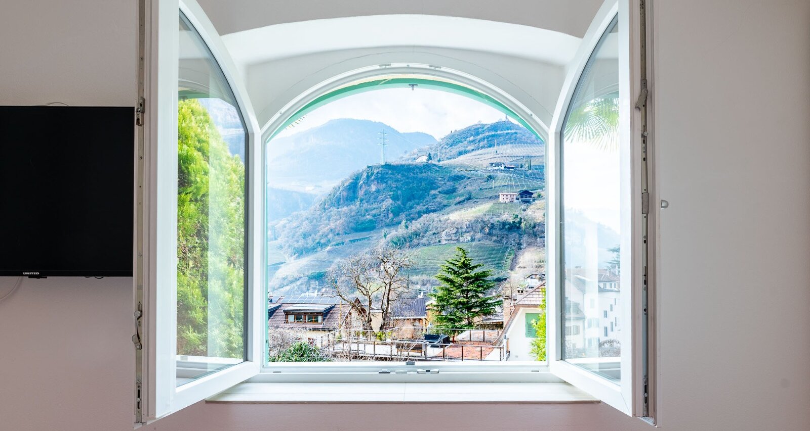 Neu renovierte Dreizimmerwohnung in ruhiger Lage
