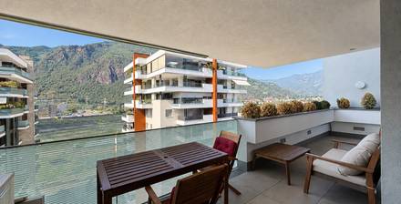 Stilvolle Zweizimmerwohnung mit großer Terrasse, 8. Stock