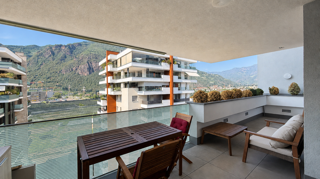 Stilvolle Zweizimmerwohnung mit großer Terrasse, 8. Stock