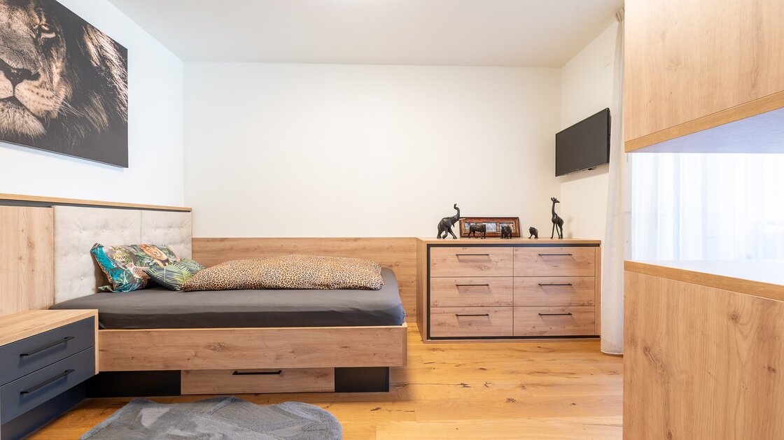 Neuwertige Vierzimmerwohnung mit zwei Terrassen im letzten Stock