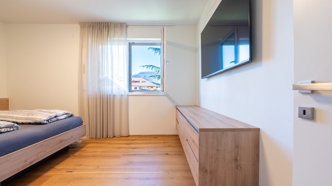 Neuwertige Vierzimmerwohnung mit zwei Terrassen im letzten Stock
