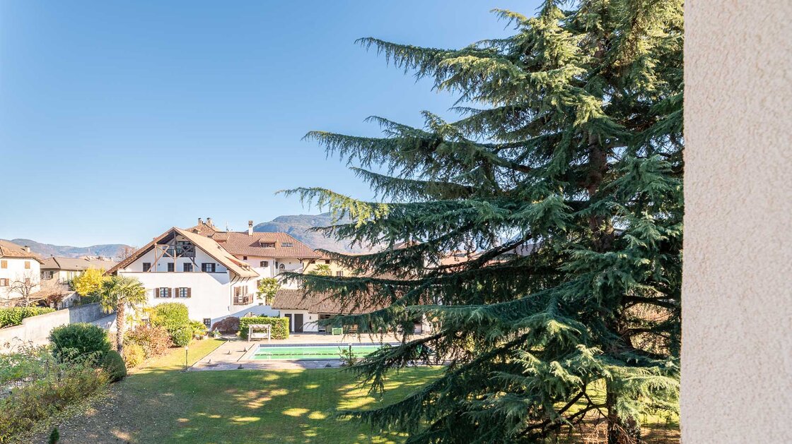 Neuwertige Vierzimmerwohnung mit zwei Terrassen im letzten Stock