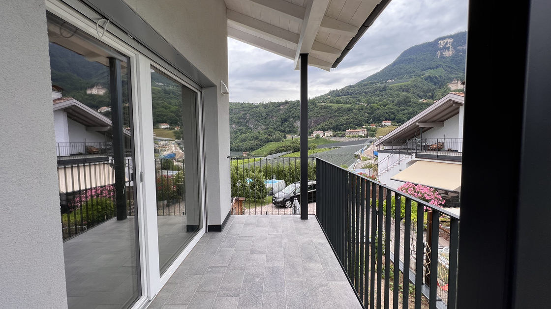 New maisonette apartment with large terrace, top floor