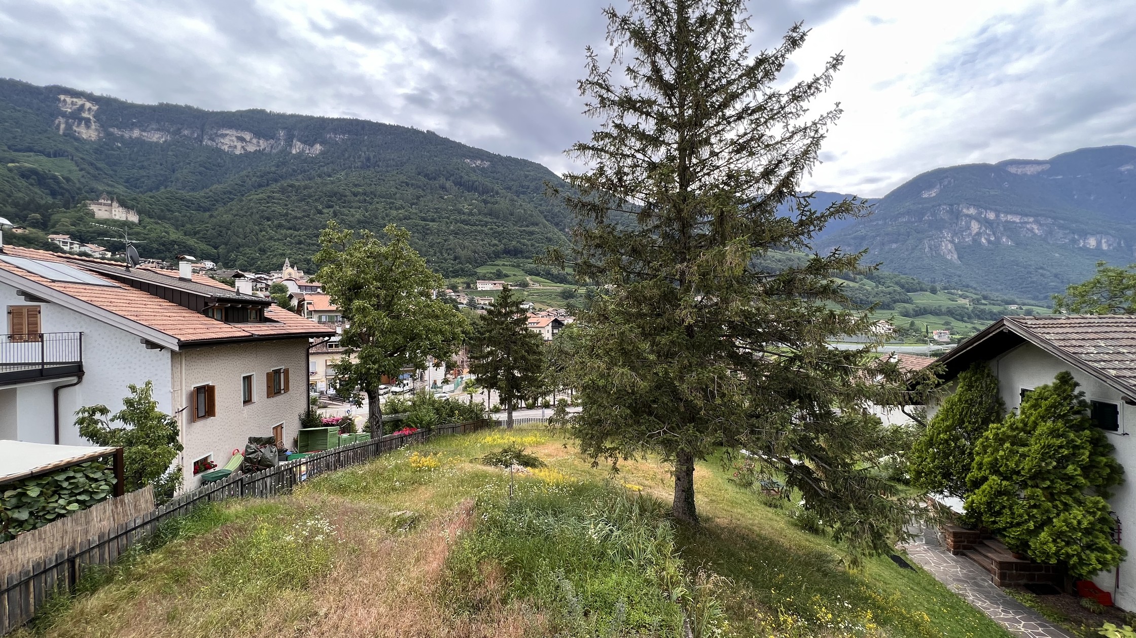 Nuova maisonette con ampia terrazza e vista panoramica, ultimo piano