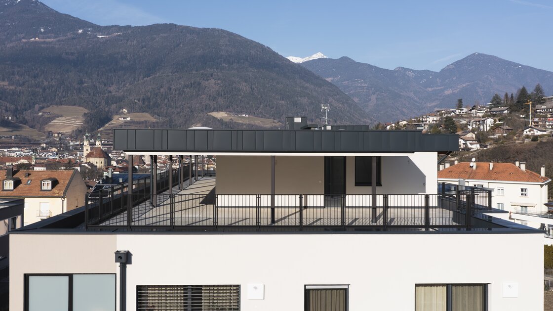 New penthouse apartment with large terrace on the top floor