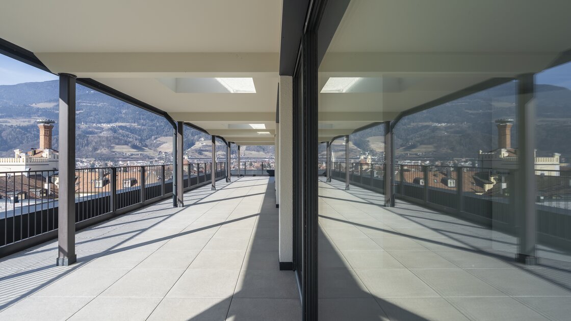 New penthouse apartment with large terrace on the top floor
