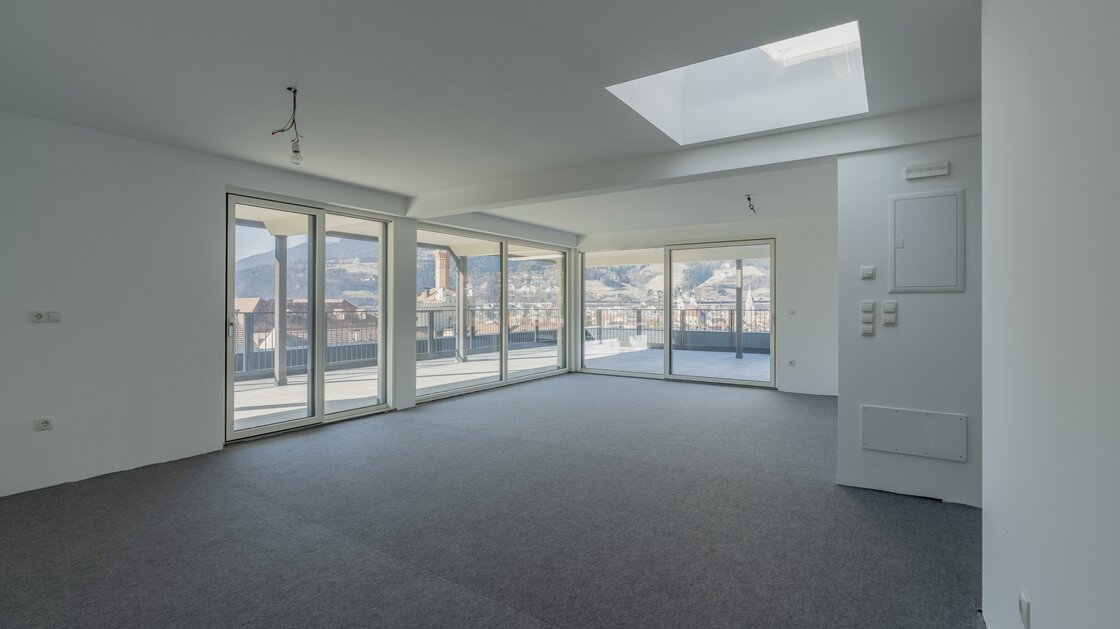 New penthouse apartment with large terrace on the top floor