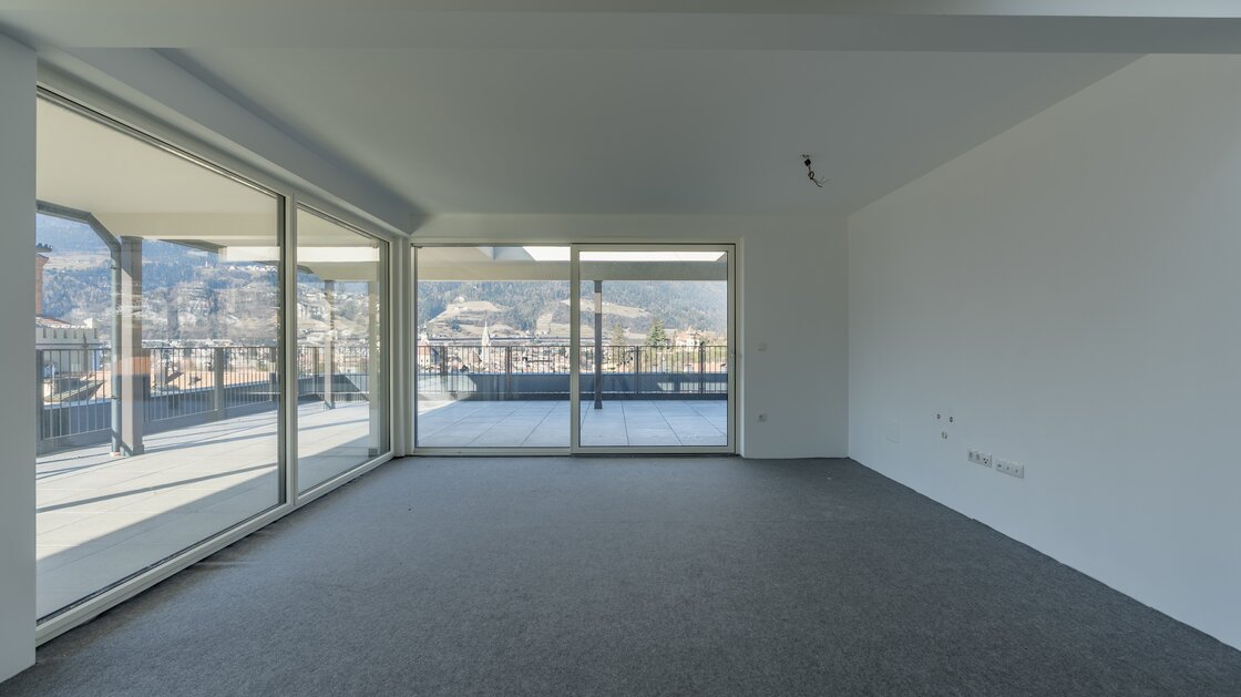 New penthouse apartment with large terrace on the top floor
