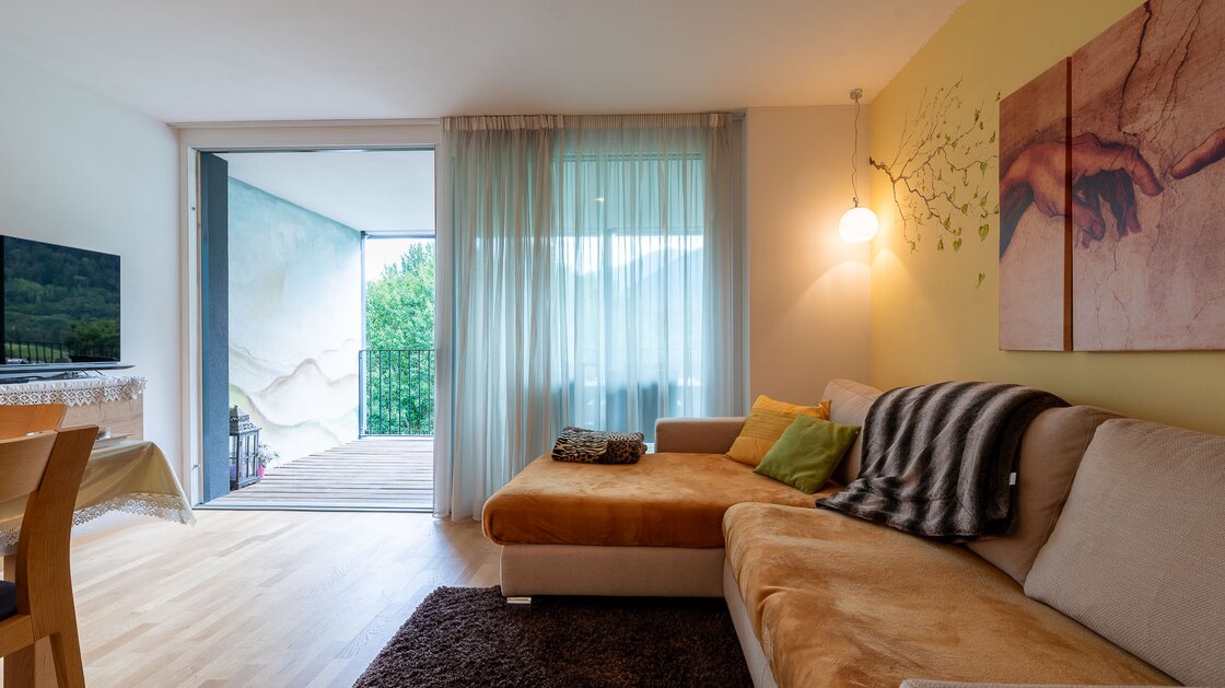 Moderne Dreizimmerwohnung mit Südterrasse