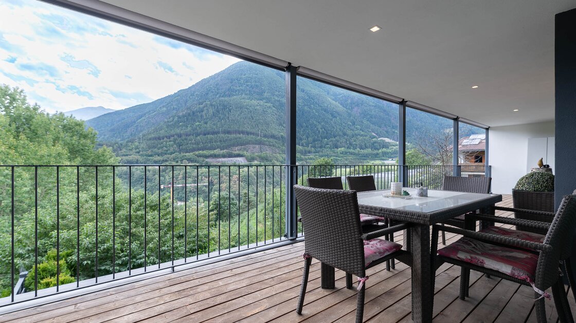 Moderne Dreizimmerwohnung mit Südterrasse