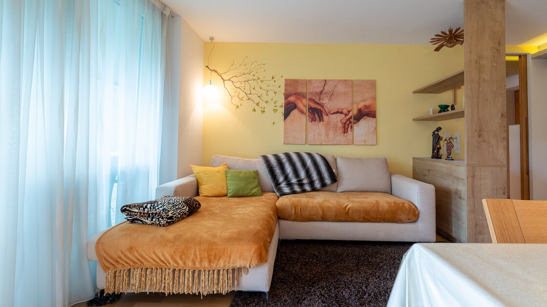 Moderne Dreizimmerwohnung mit Südterrasse