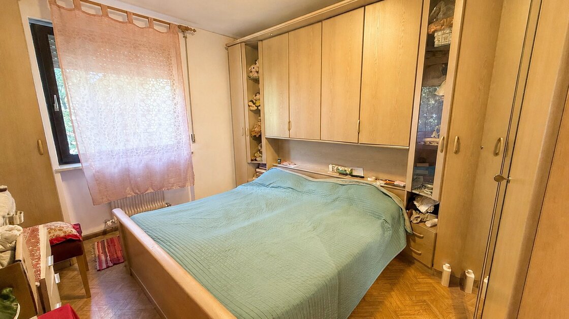 Dreizimmerwohnung mit Balkon/Veranda in begehrter Lage von Milland