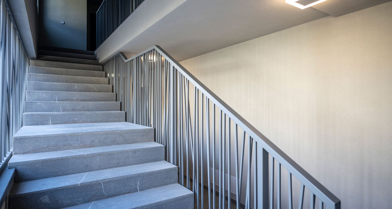 Neue Dreizimmerwohnung mit zwei Terrassen