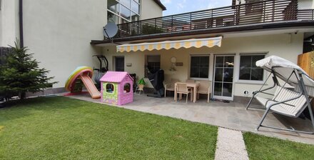 Großzügige Zweizimmerwohnung mit sonnigem Privatgarten