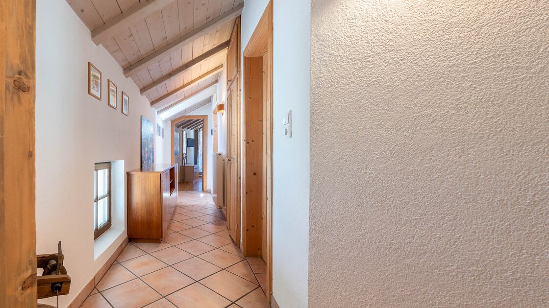 Stadthaus in Klausen zu verkaufen – vielseitige Investitionschance
