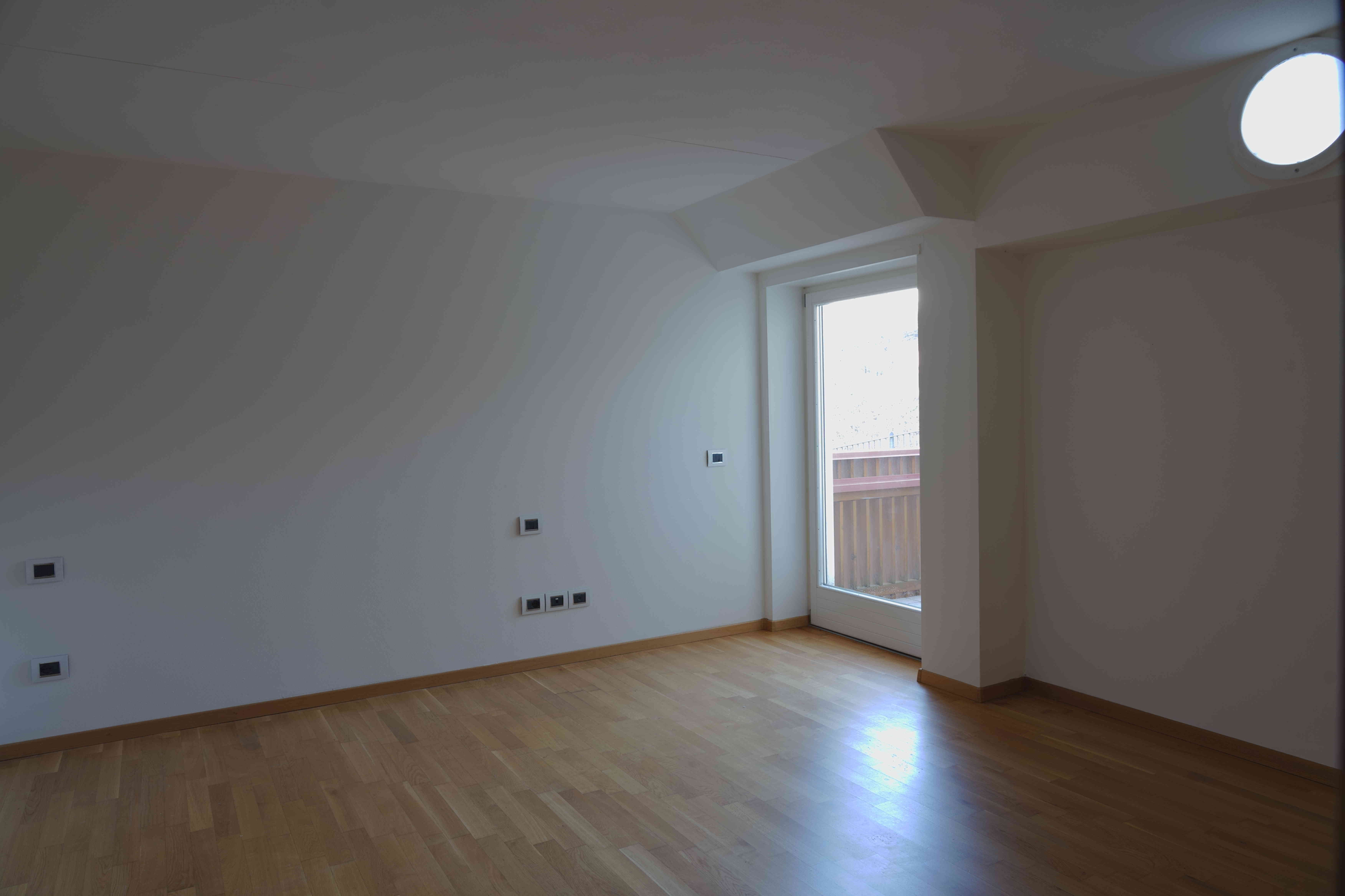 5. Camera.JPG