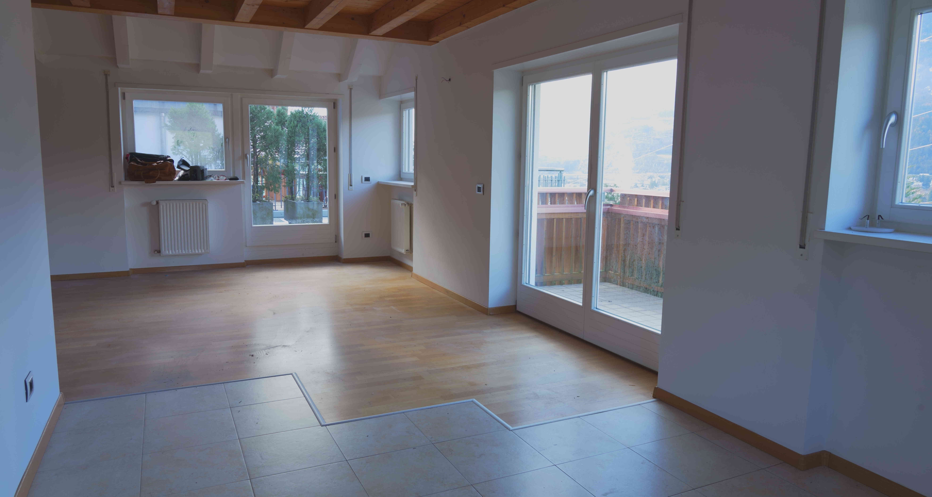Ampio appartamento duplex con terrazza, ultimo piano