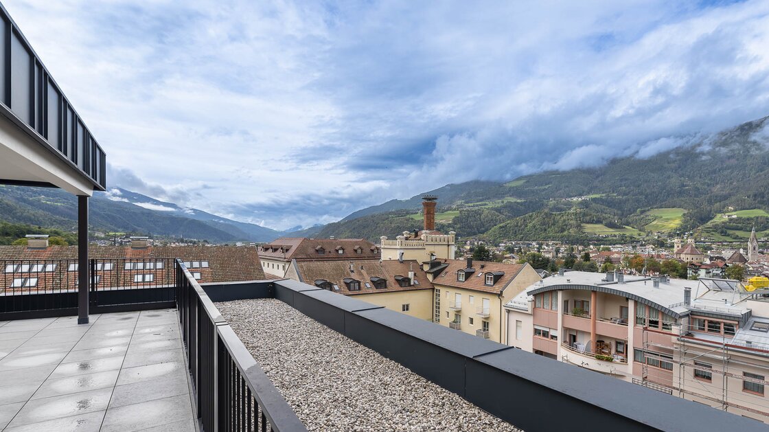 New penthouse apartment with large terrace on the top floor