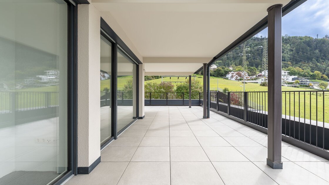 New penthouse apartment with large terrace on the top floor