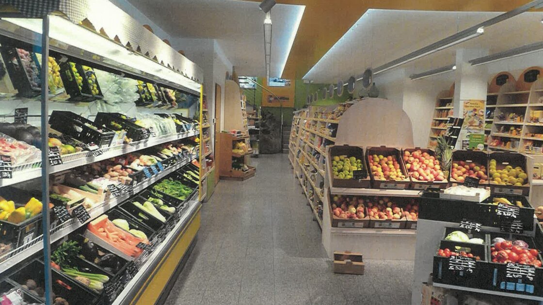 Large retail space in a central location