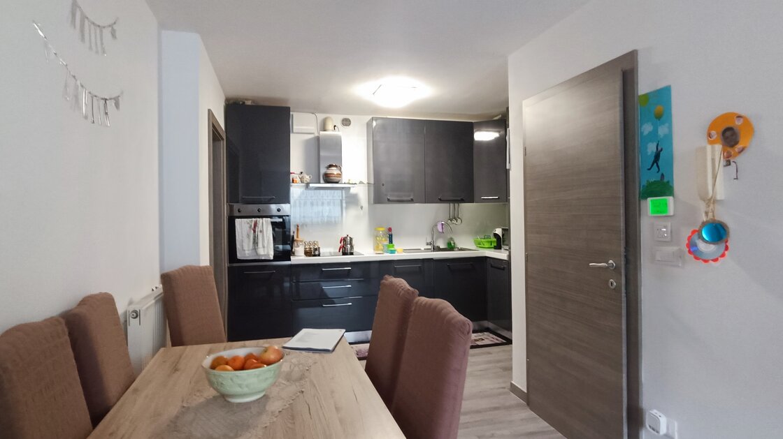 Rented, newly renovated duplex apartment with open views