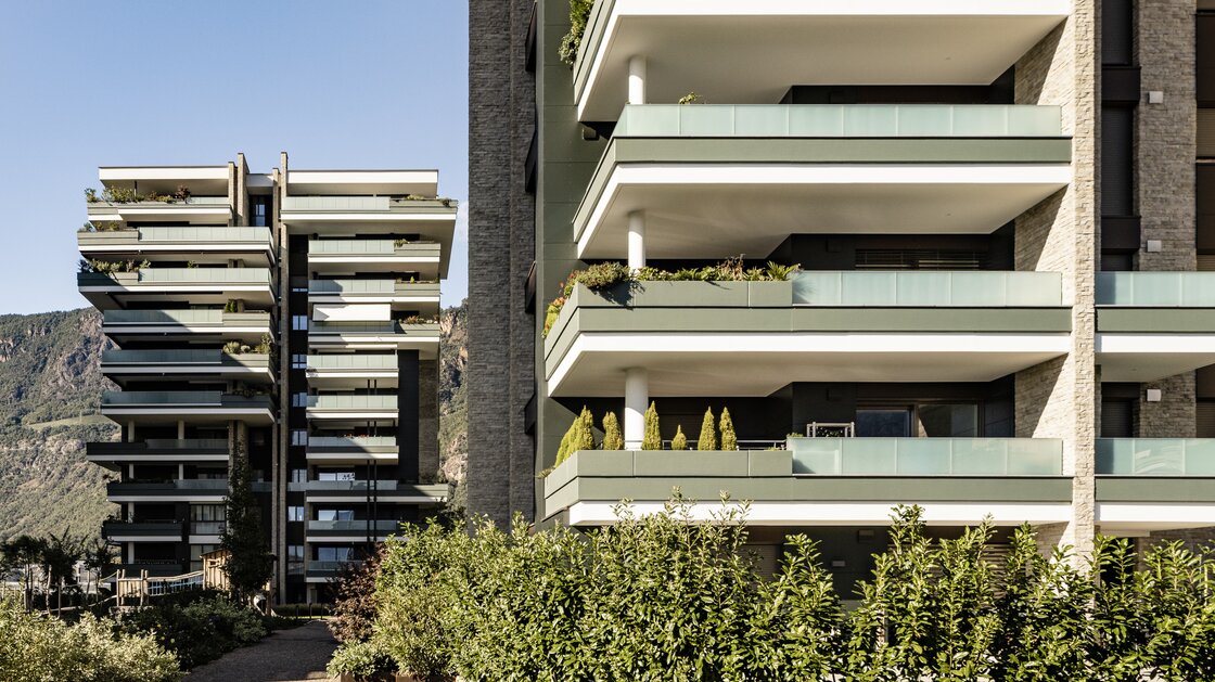 Moderno bilocale con ampia veranda, cantina e garage