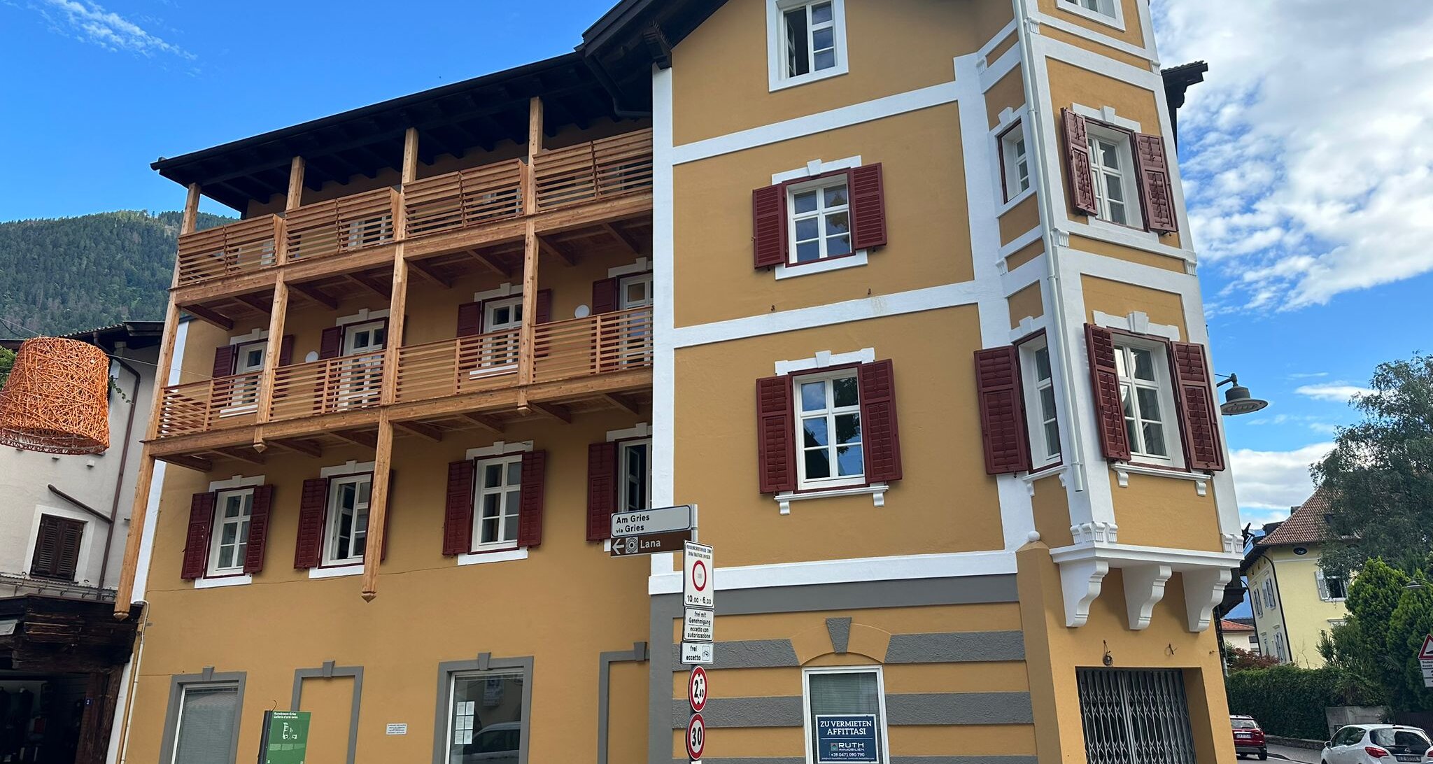 Eckgeschäft in allerbester Lage von Lana