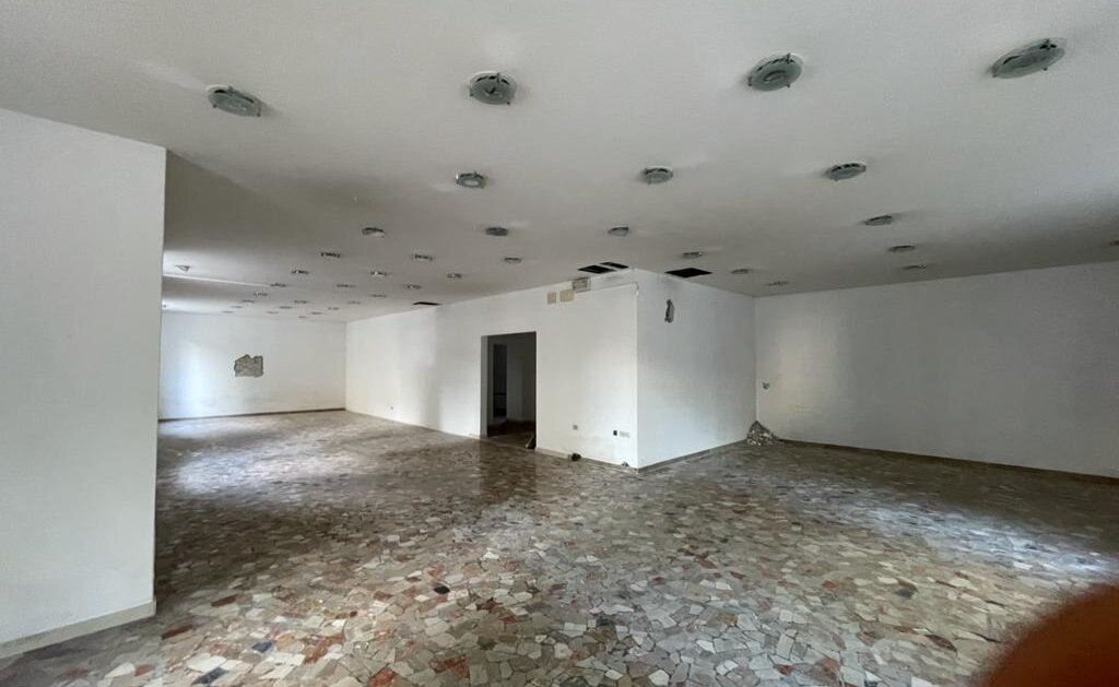 Eckgeschäft in allerbester Lage von Lana