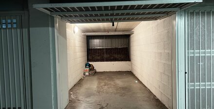 Garage in strategischer Lage