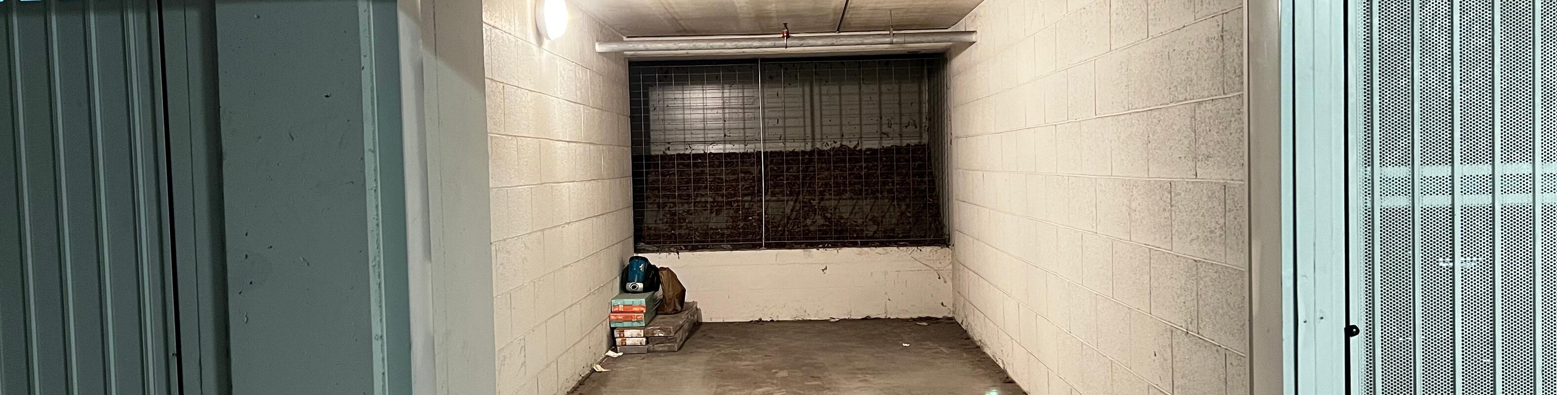 Garage in strategischer Lage