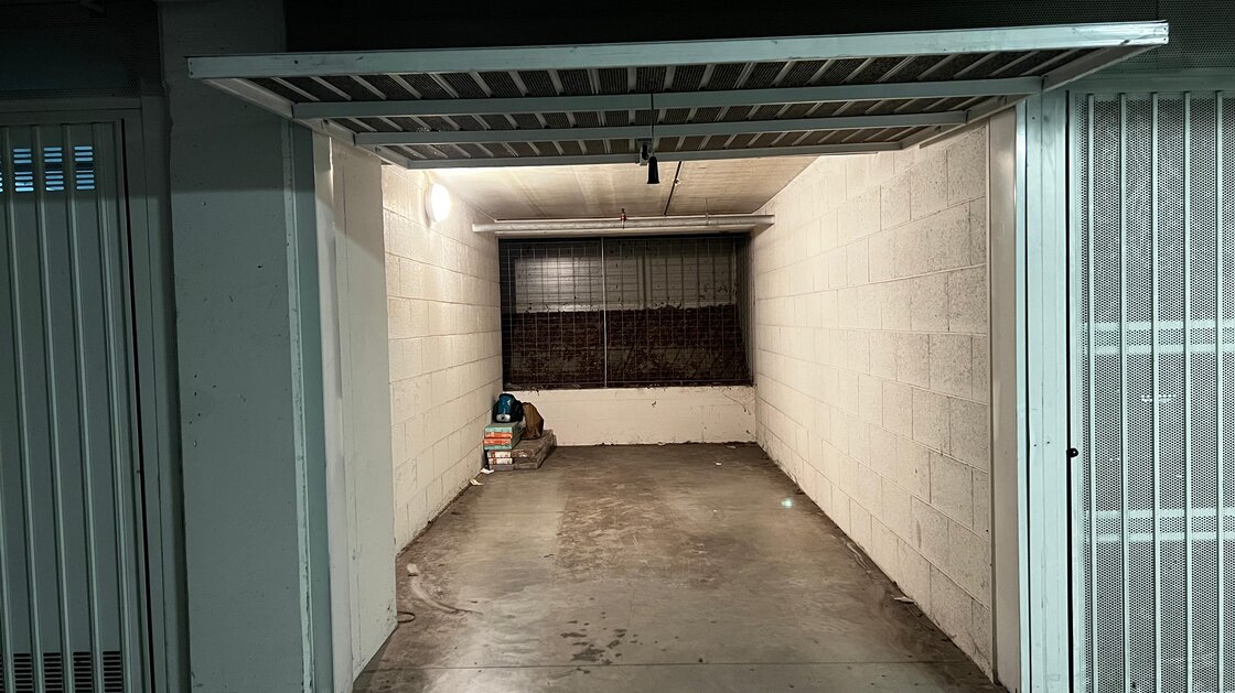 Garage in strategischer Lage