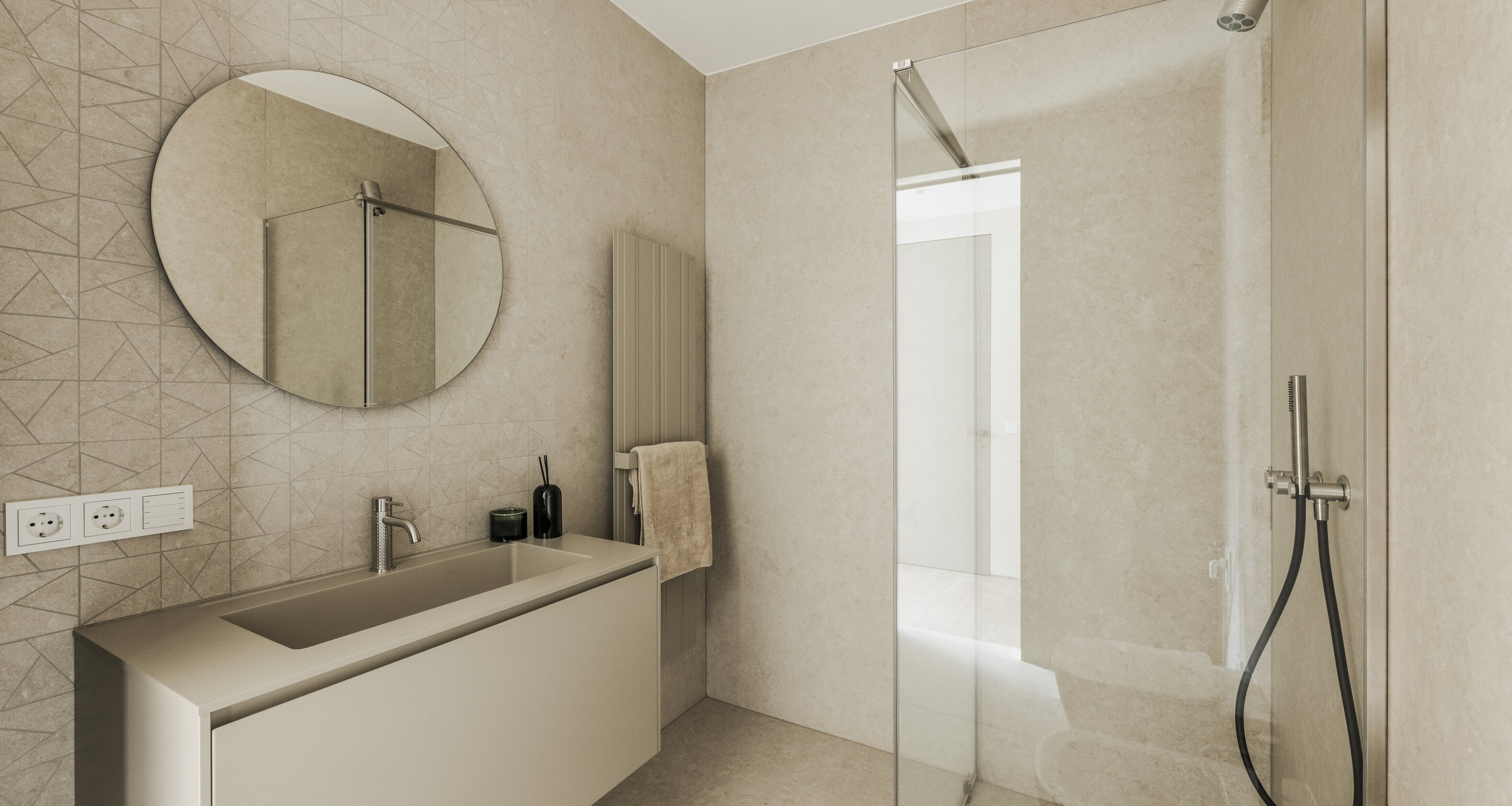 T603 – New, beautiful two-room apartment with terrace