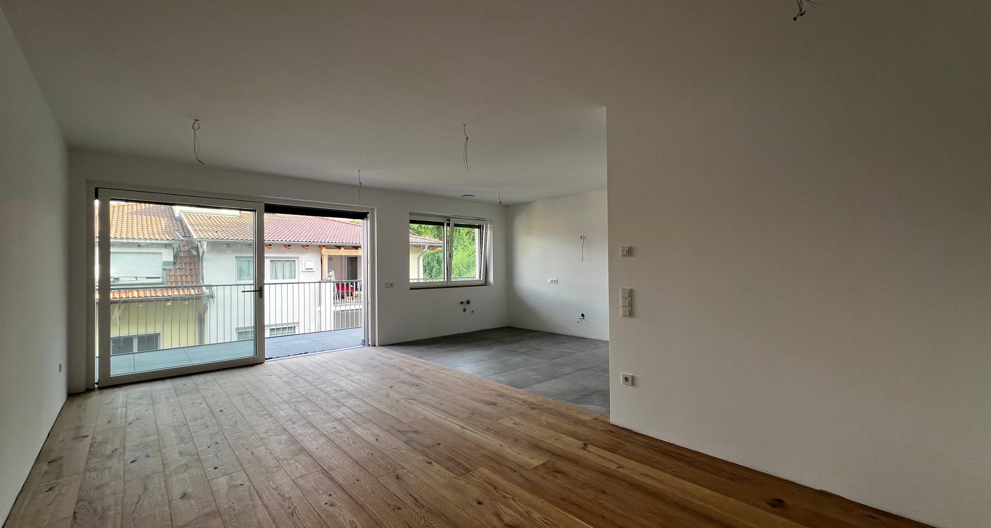 W11 - Neue Vierzimmerwohnung mit zwei Terrassen und Privatgarten