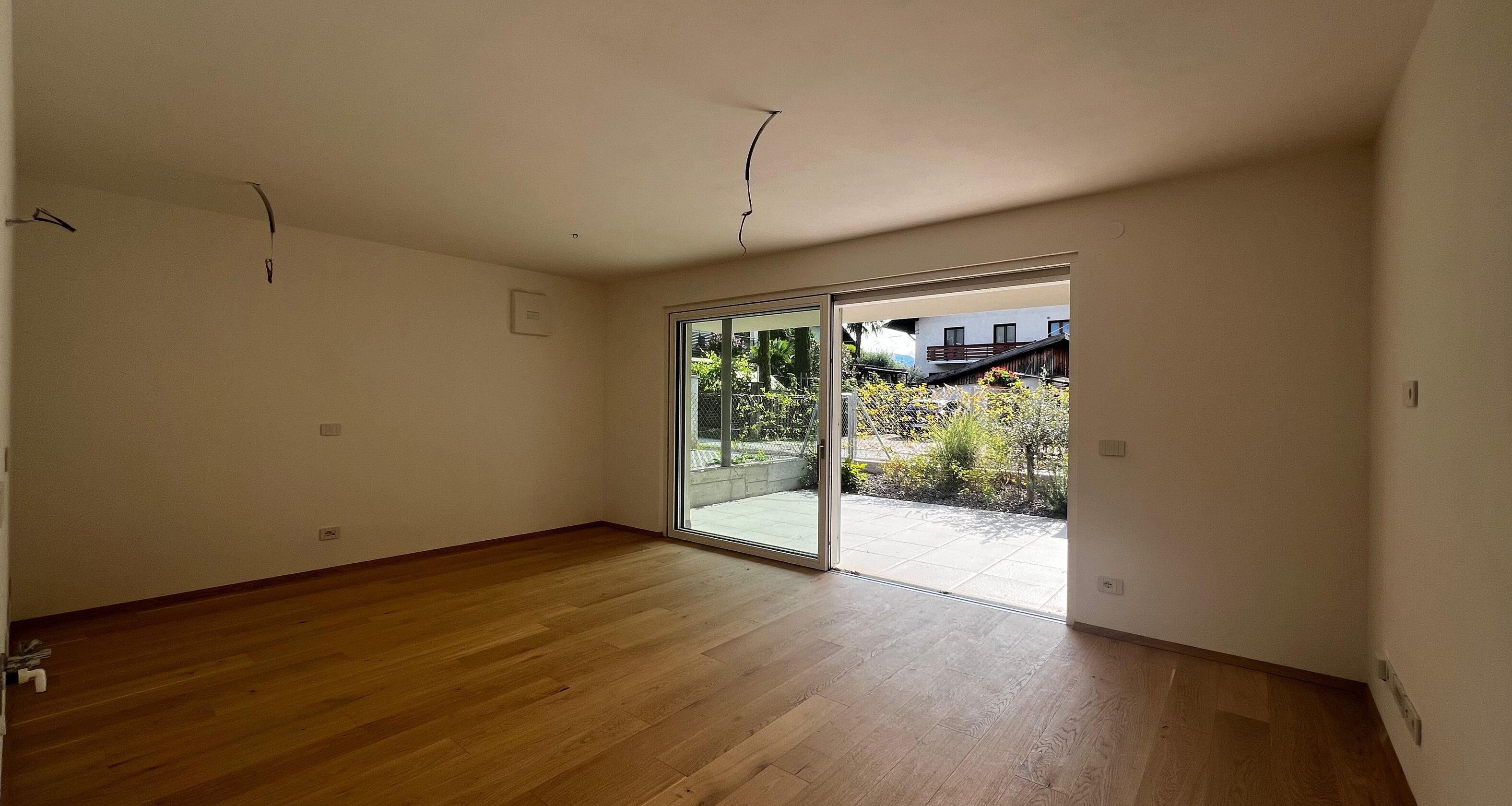 Neue Dreizimmerwohnung mit zwei Terrassen