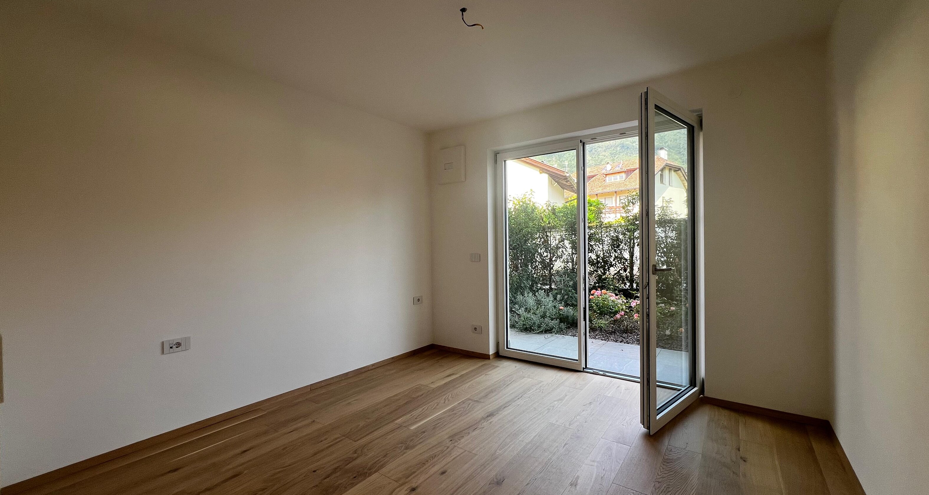 Neue Dreizimmerwohnung mit zwei Terrassen