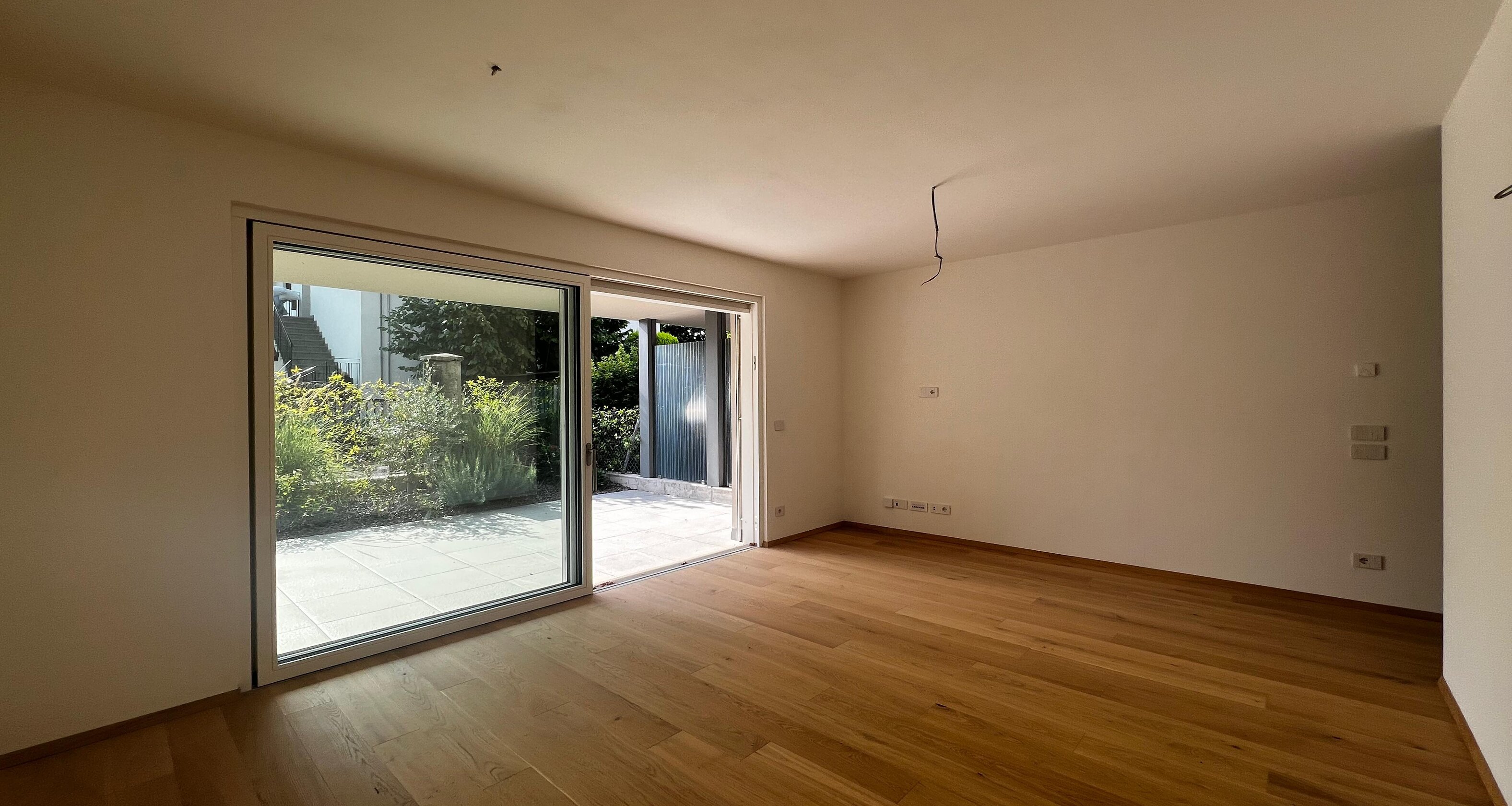 Neue Dreizimmerwohnung mit zwei Terrassen