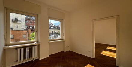 Neu renoviertes Büro in zentraler Lage