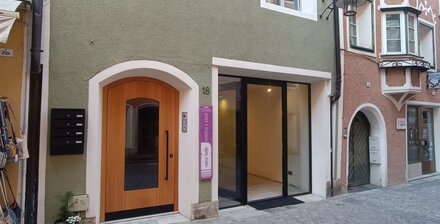 Piccolo negozio con cantina nel centro storico di Vipiteno