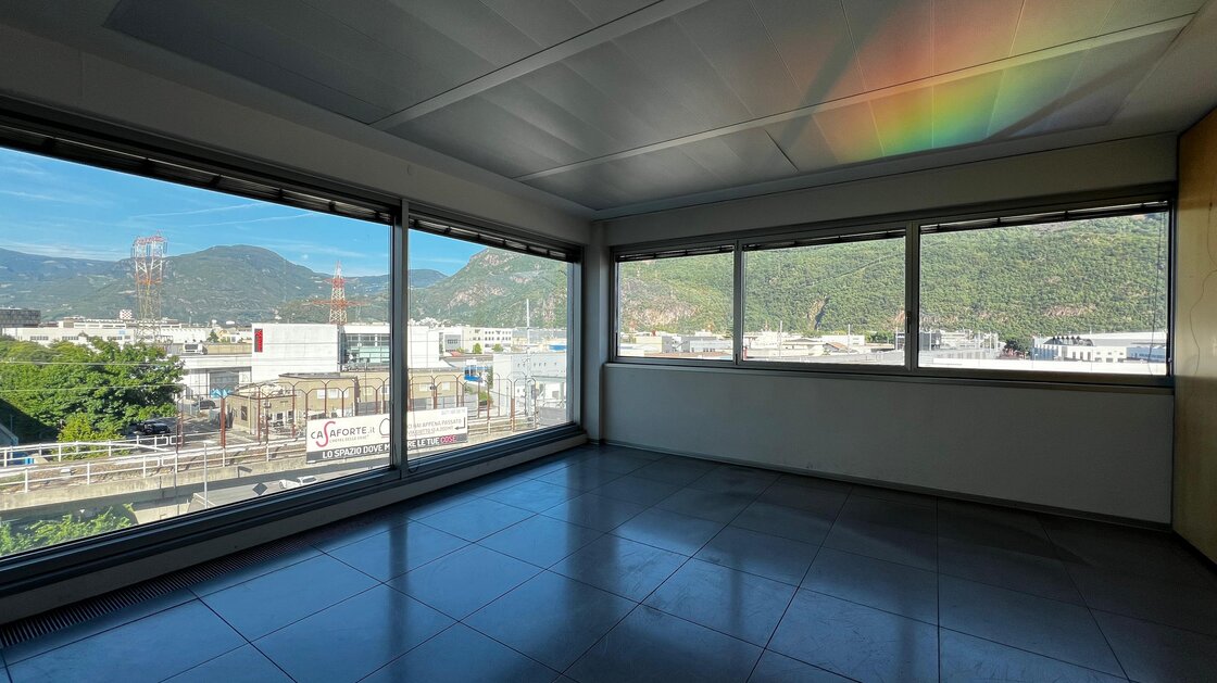 Großes, repräsentatives Bürolokal in der Industriezone Bozen