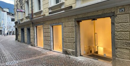 Retail unit in a very good location: a lasting investment