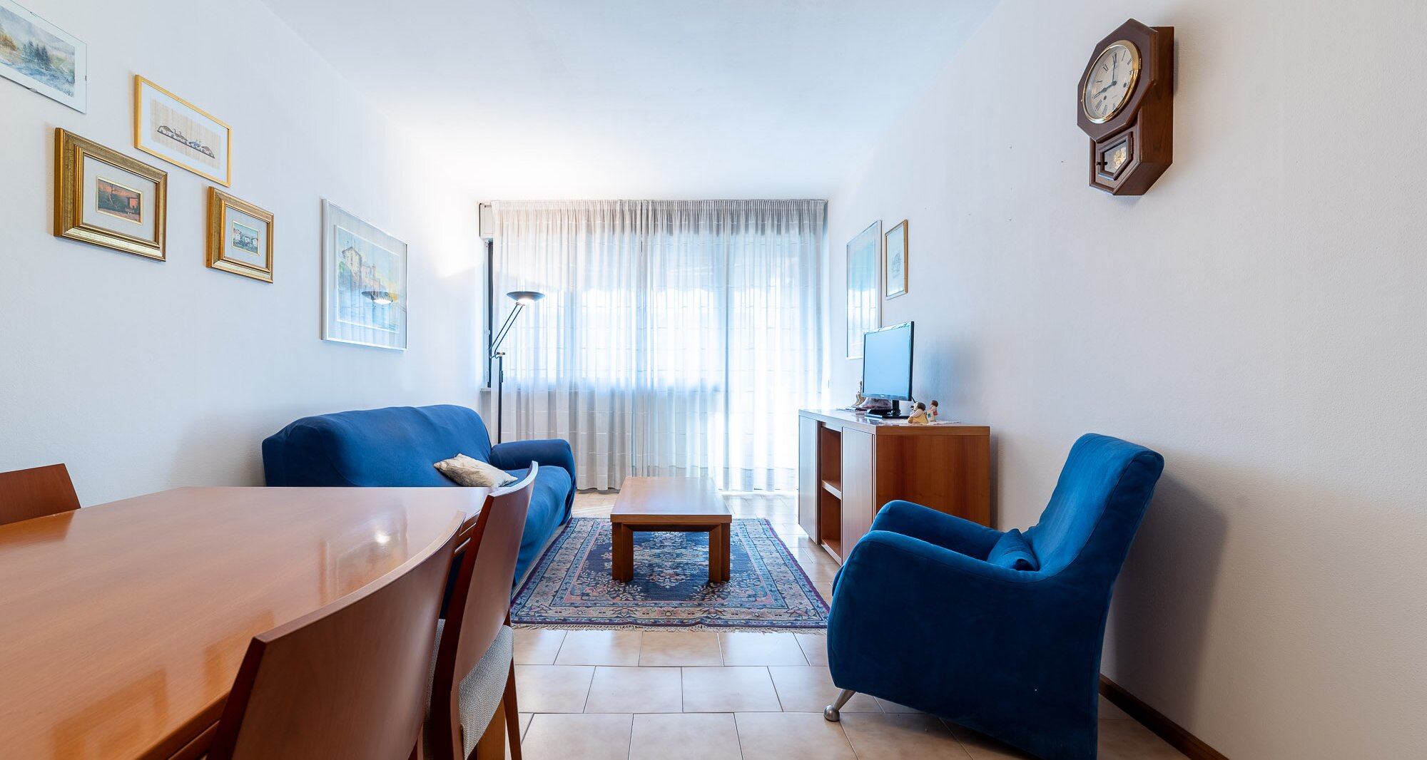 Ampio quadrilocale con terrazza e vista libera, piano alto