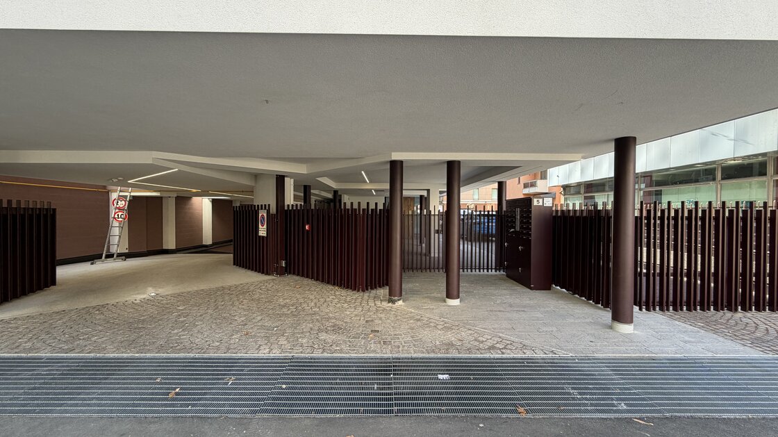 W16 - Neue, geräumige Dreizimmerwohnung mit großer Terrasse, vierter Stock