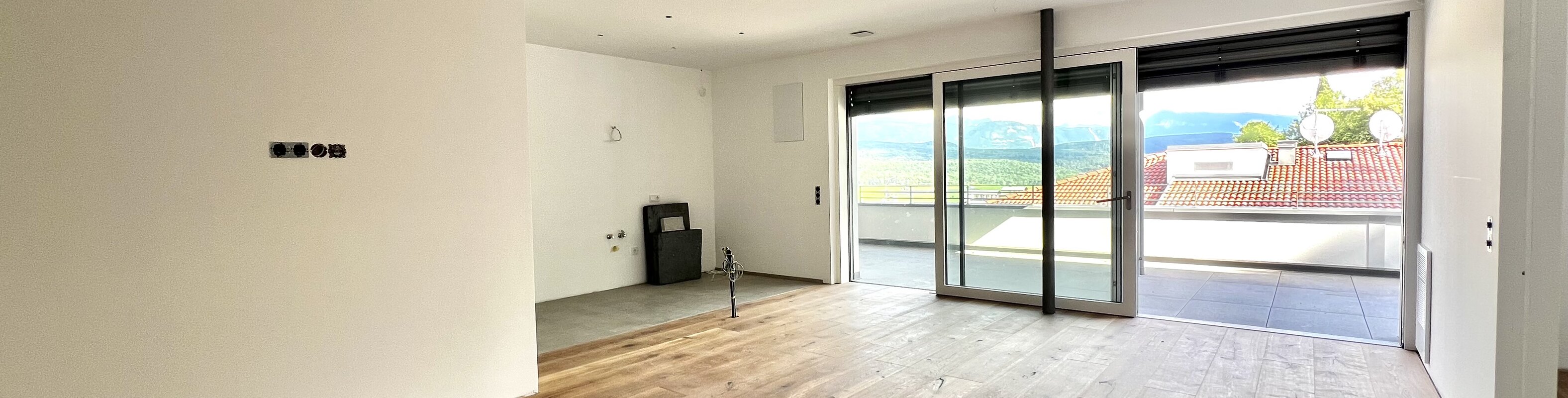 W13 - Neue, exklusive Penthousewohnung mit Terrasse und großem Privatgarten, letzter Stock