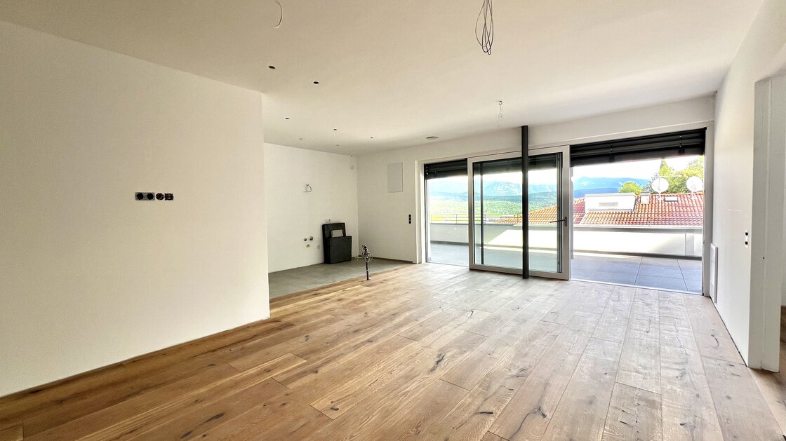W13 - Neue, exklusive Penthousewohnung mit Terrasse und großem Privatgarten, letzter Stock